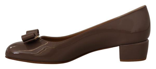 Elegant Caraway Brown Pumps with Vara Bow - Image 2