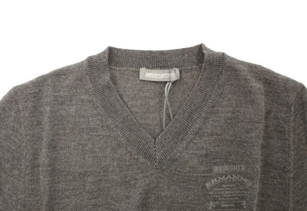 Chic Gray V-Neck Wool Blend Pullover Sweater - Image 5