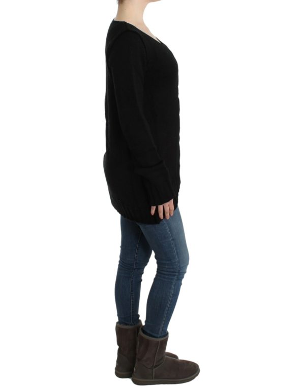 Alluring Black Knitted Crew Neck Sweater - Image 4