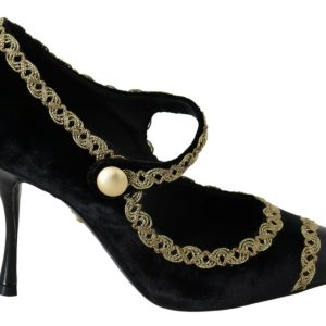 Elegant Gold-Embroidered Black Velvet Pumps