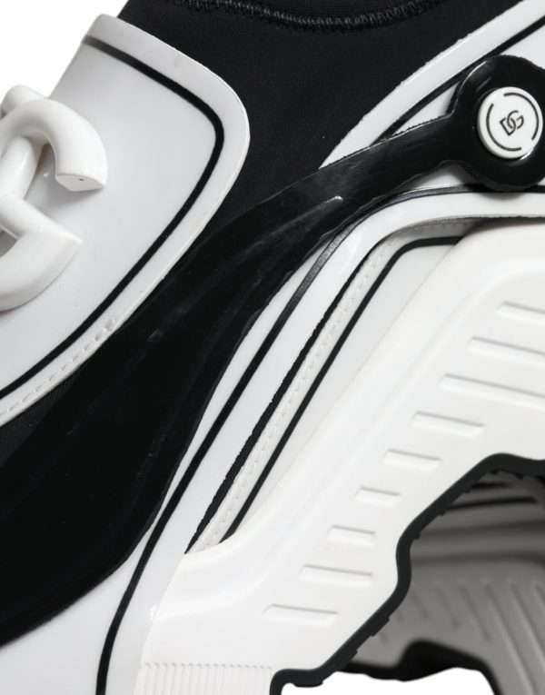 White Black Logo Plaque Daymaster Sneakers Shoes - Image 6