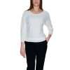 White Viscose Tops & T-Shirt - Image 4