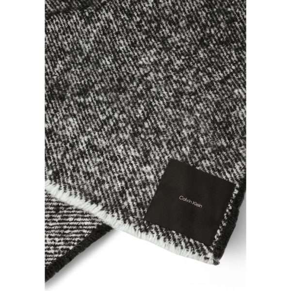 Black And White Polyester Scarf - Image 2